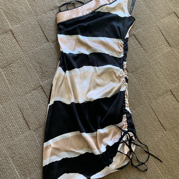 BEBE SILK MINI | XS - Picture 3 of 6